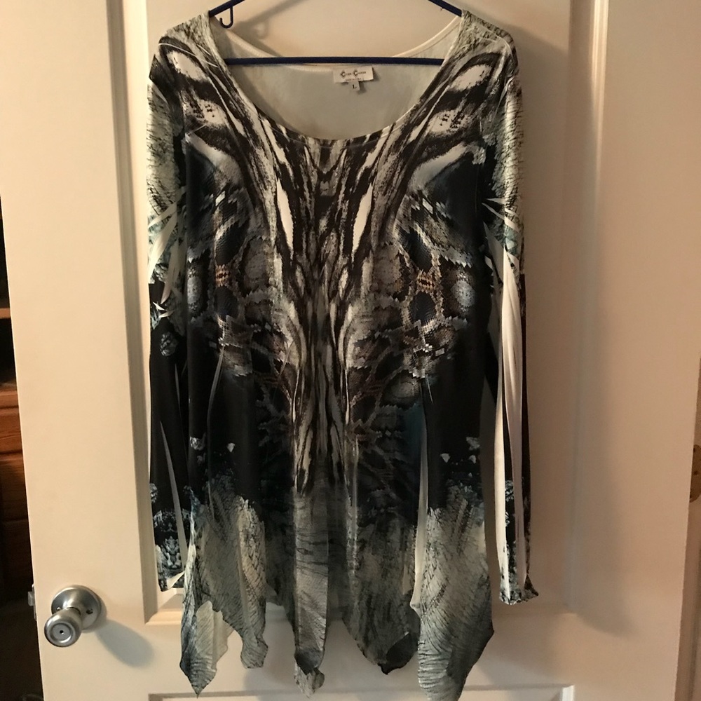 Cover Charge Women’s long sleeve Large shirt